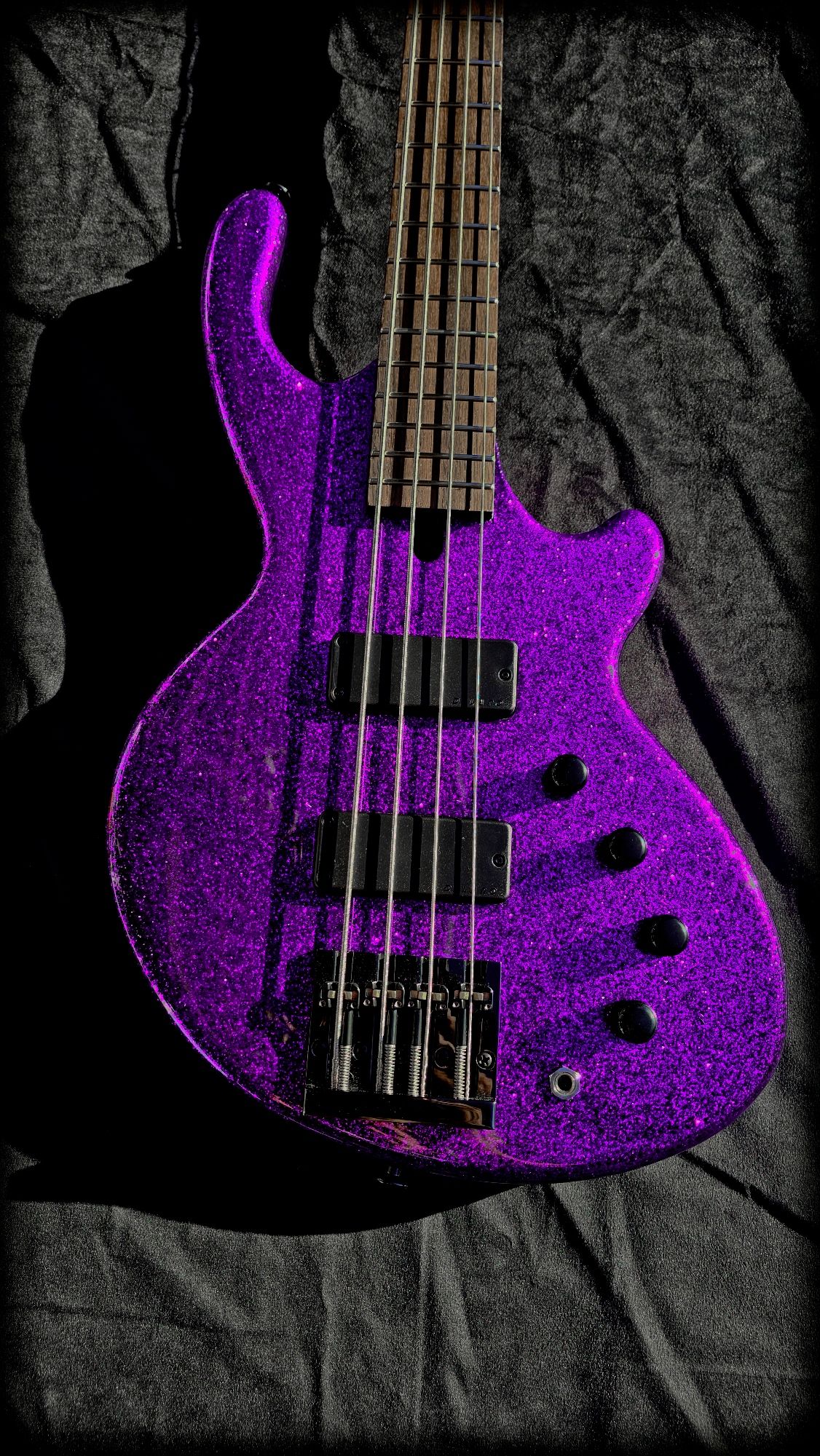 Electric Bass body