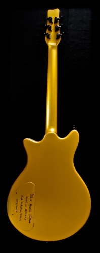 GuitarBack002